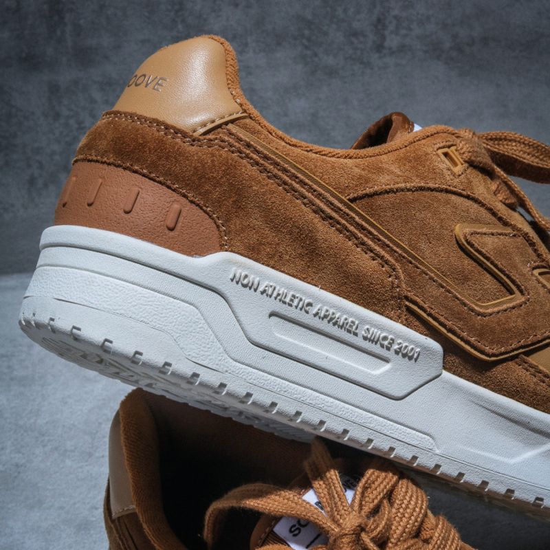 BROOKLYN COURT M - SUEDE/NAPPA - CARAMEL